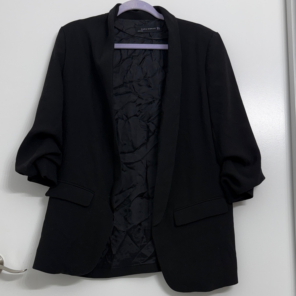 Zara Black Scrunch-Sleeve Blazer Size M